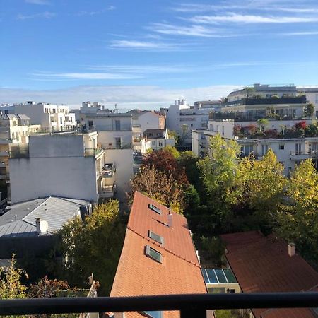 Appartement Tres Calme A 10Mn De Paris - Woman & Couples Only Courbevoie Exteriér fotografie