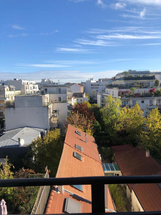 Appartement Tres Calme A 10Mn De Paris - Woman & Couples Only Courbevoie Exteriér fotografie