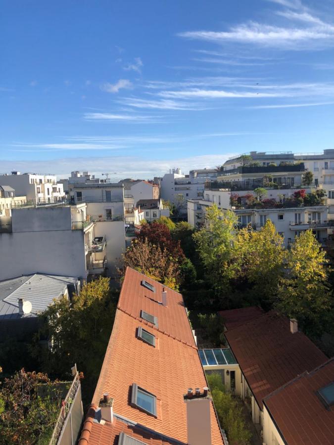 Appartement Tres Calme A 10Mn De Paris - Woman & Couples Only Courbevoie Exteriér fotografie